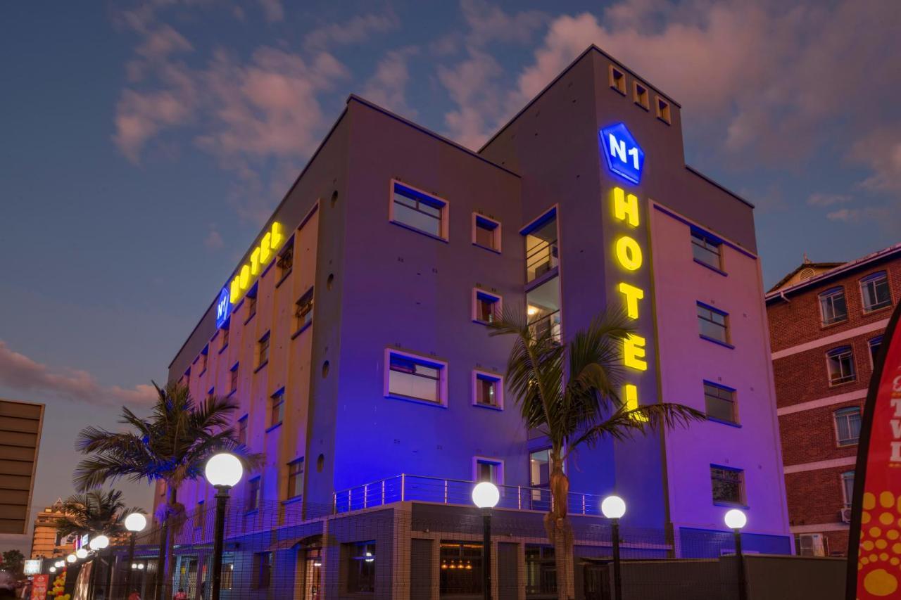 N1 Hotel Rotten Row هراري المظهر الخارجي الصورة